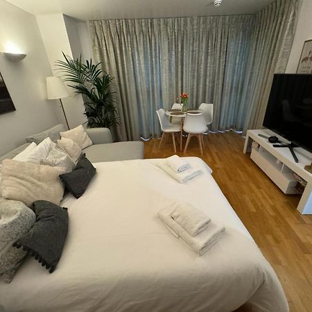 Luxury Apartment In Canary Wharf Londres Exterior foto